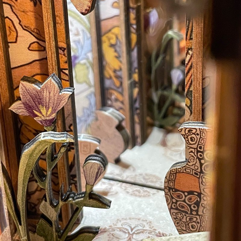 Book Nook Butterfly of the Unknow Lands